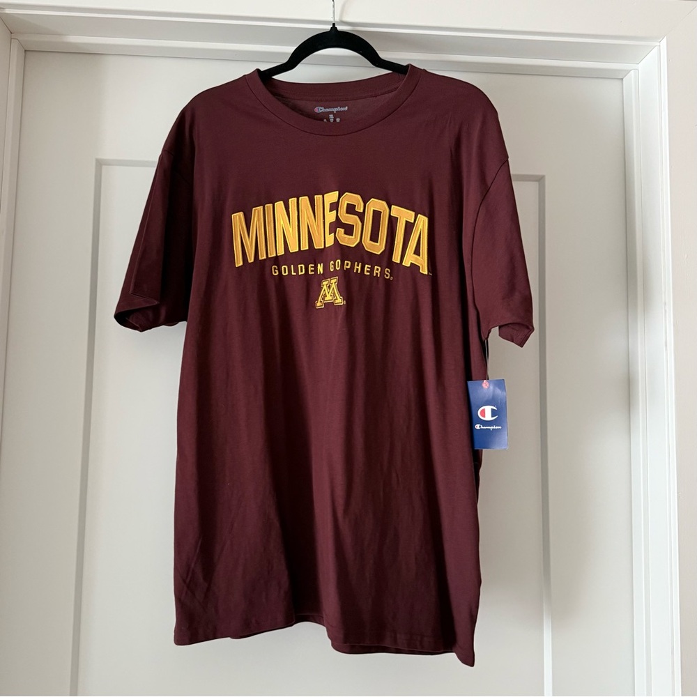 NWT-Champion Minnesota Golden Gophers Embroidered Maroon Men's XL T-Shirt - Picture 2 of 12
